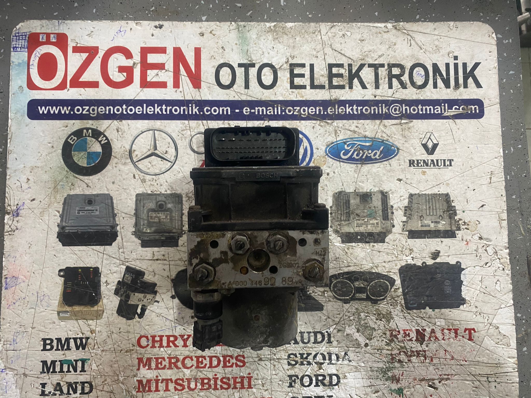 MERCEDES SPRİNTER ABS POMPA BEYNİ 0265950137 0265225299 0265225300 0004469289 0004469389