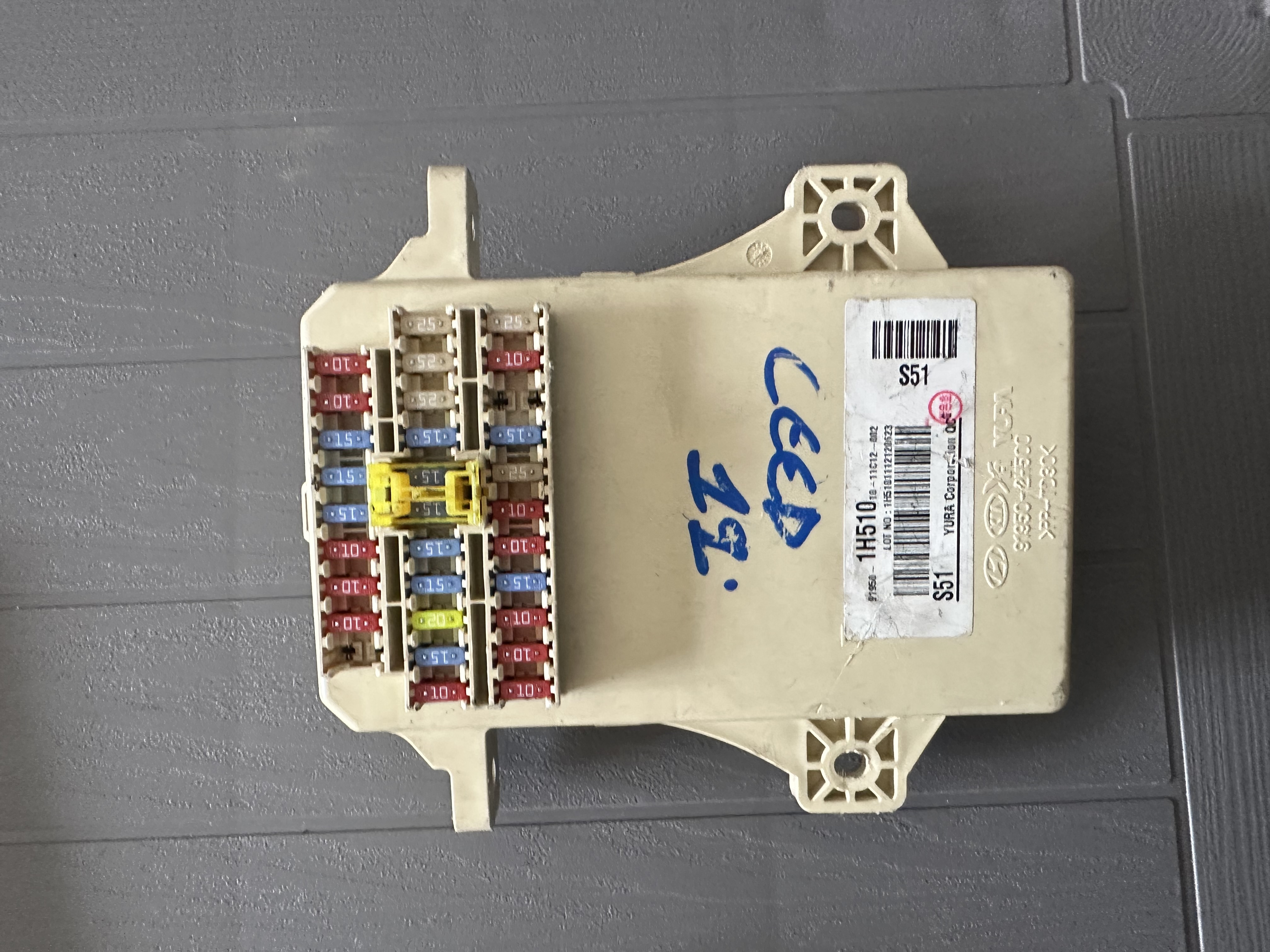 KİA CEED SİGORTA KUTUSU 1H510-11C12-002 